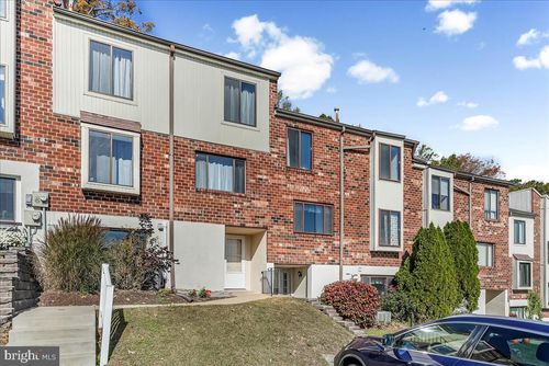 202-7504 Hilltop Dr, BROOKHAVEN, PA, 19015-1311 | Card Image