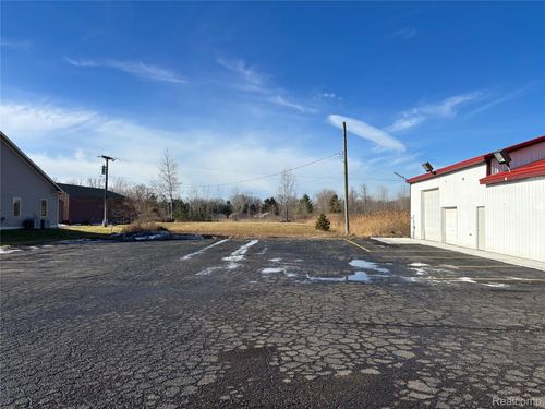1947 Lapeer Rd, Lapeer, MI, 48446-7710 | Card Image