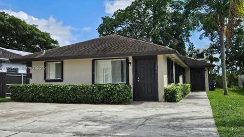 11970 Sw 217th St, Miami, FL, 33170-2827 | Card Image