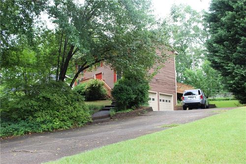 3921 Emerson St, Marietta, GA, 30062-6106 | Card Image