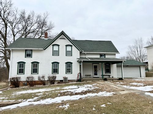 414 Pontiac St, Tonica, IL, 61370-9794 | Card Image