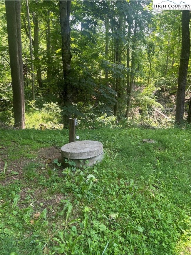 Private well! | Image 27