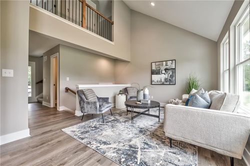 511 W Smith St, Spring Hill, KS, 66083-9161 | Card Image