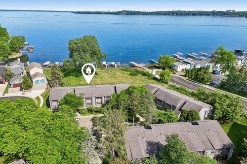 4-2843 Century Harbor Road, Middleton, WI, 53562 | Card Image
