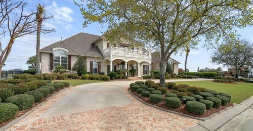 1497 Lakeshore Blvd, Slidell, LA, 70461-4697 | Card Image