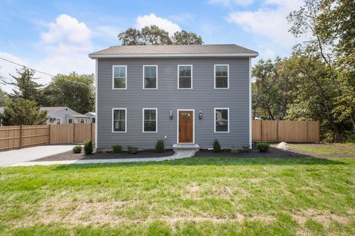 160 High St, Randolph, MA, 02368 | Card Image