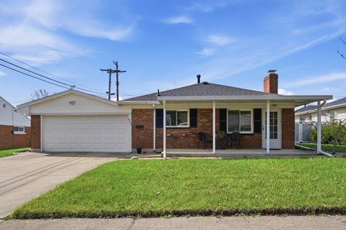 804 Hollendale Dr, Kettering, OH, 45429-3132 | Card Image