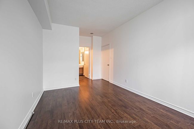 7 - 600 Queens Quay W, Condo with 3 bedrooms, 2 bathrooms and 1 parking in Toronto ON | Image 17