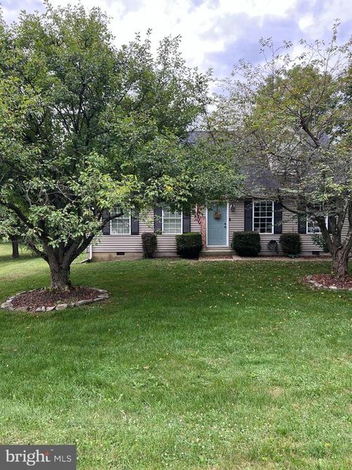 384 Morgan St, INWOOD, WV, 25428-3688 | Card Image