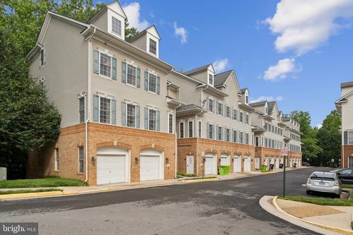 47d-7747 Milford Haven Dr, LORTON, VA, 22079-4741 | Card Image