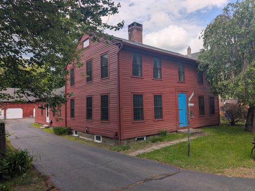 8 Center St, Andover, CT, 06232-1303 | Card Image