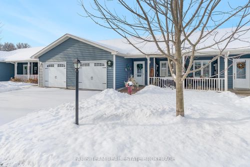 8 Chamberlain Cres, Penetanguishene, ON, L9M0A5 | Card Image