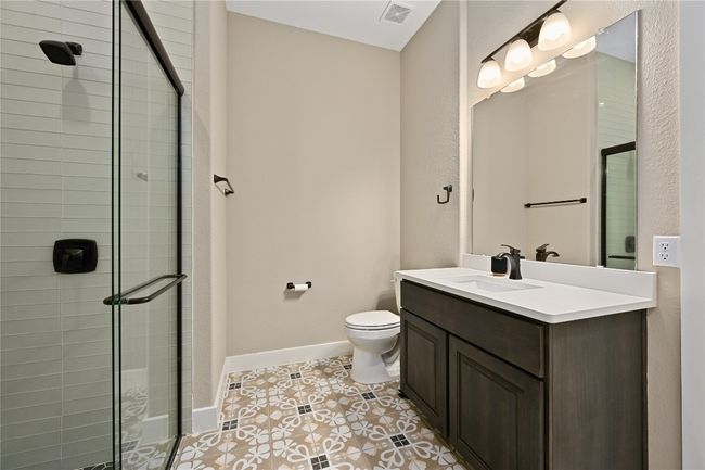 Full bathroom #4 | Image 26