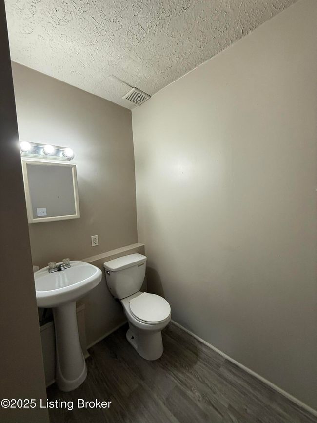 2416 Saint Xavier St, Home with 5 bedrooms, 4 bathrooms and null parking in Louisville KY | Image 19