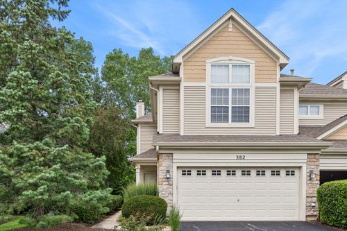 382 Vaughn Cir, Aurora, IL, 60502-6499 | Card Image