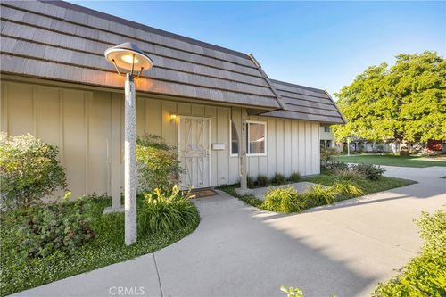 4681 Larwin, Cypress, CA, 90630 | Card Image