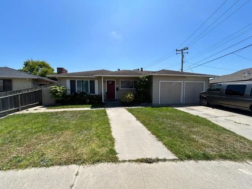 14 Madonna Dr, Salinas, CA, 93906-3713 | Card Image