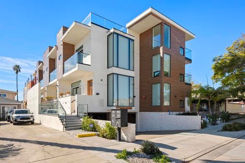 2925 Upshur St, San Diego, CA, 92106-3029 | Card Image