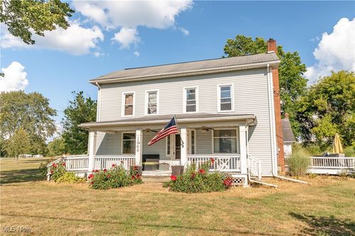 1060 State Route 14, Deerfield, OH, 44411-8729 | Card Image