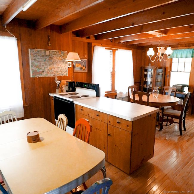 31 Meriden Road, House other with 4 bedrooms, 2 bathrooms and 3 parking in Old Lyme CT | Image 14