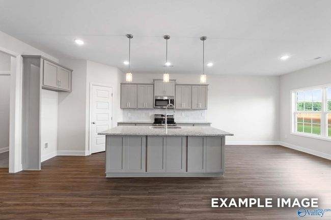 905 Ronnie Dr Se, House other with 3 bedrooms, 2 bathrooms and null parking in Hartselle AL | Image 6