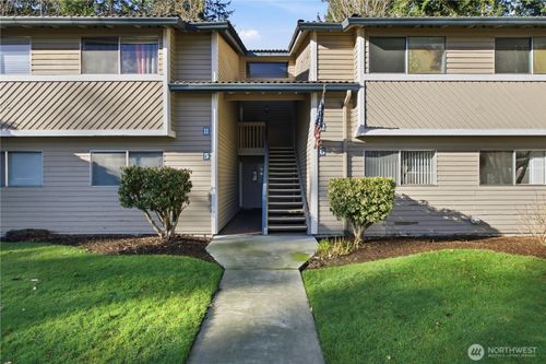 unit-b12-17527 149th Ave Se, Renton, WA, 98058-8750 | Card Image