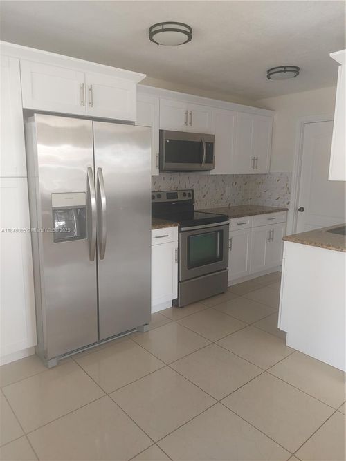 124-124 Apache St, Lehigh Acres, FL, 33936-7142 | Card Image
