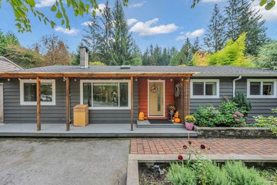 2250 Riverside Dr, House other with 4 bedrooms, 2 bathrooms and null parking in North Vancouver BC | Image 1