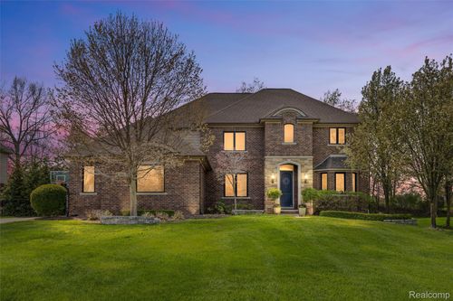 2862 Bay Hill Ct, Oakland, MI, 48363-2459 | Card Image
