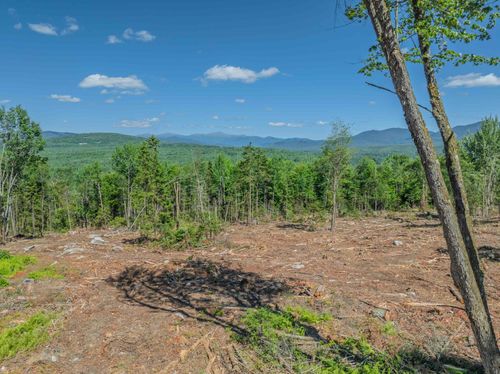 28-000 Ridge Road, Bethlehem, NH, 03574 | Card Image
