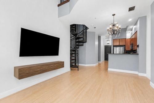 220-801 S Olive Ave, West Palm Beach, FL, 33401-6120 | Card Image