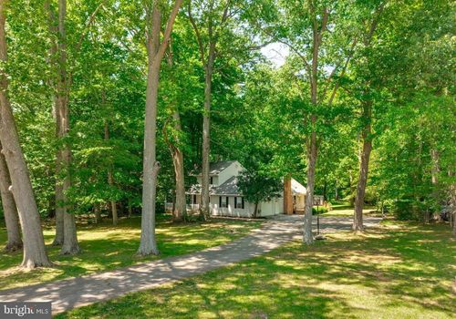 3411 Holland Cliffs Rd, HUNTINGTOWN, MD, 20639-9721 | Card Image