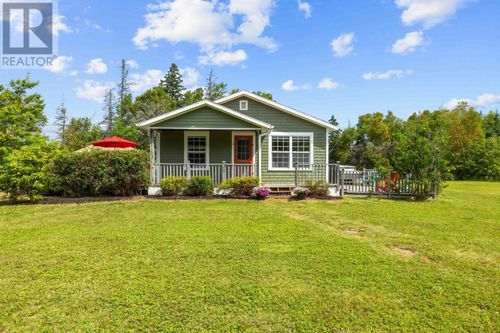 4532 St Marys Rd, Home with 2 bedrooms, 1 bathrooms and null parking in Stanley Bridge PE | Card Image
