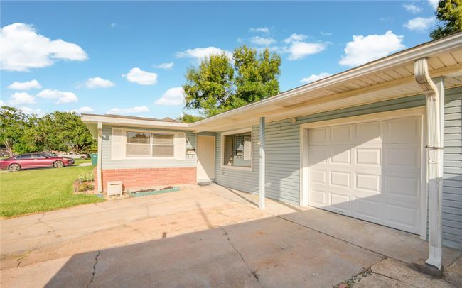 3302 Cedarcrest Dr, House other with 4 bedrooms, 2 bathrooms and 1 parking in Pasadena TX | Image 5