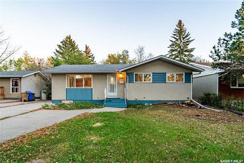 3205 Grant Rd, Regina, SK, S4S5H4 | Card Image
