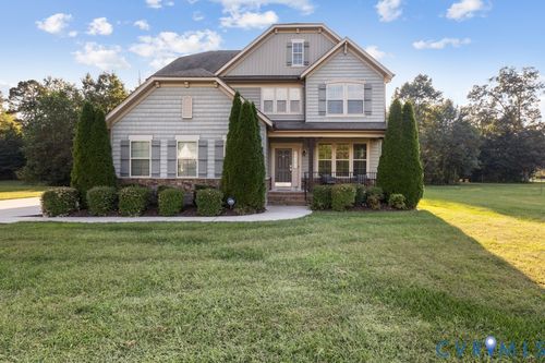 9119 Colonnade Cir, Ashland, VA, 23005-7463 | Card Image