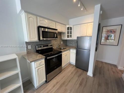 apt-17-4228 N Ocean Dr, Lauderdale By The Sea, FL, 33308-5403 | Card Image