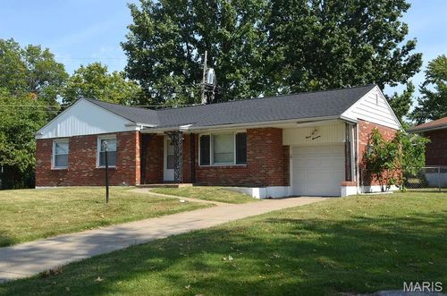 1217 Garwood Dr, Saint Louis, MO, 63137-1118 | Card Image