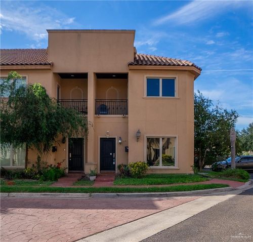 217 Robin Ave, McAllen, TX, 78504-2270 | Card Image