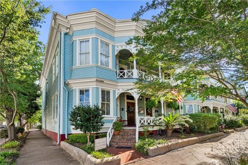 a-225 E Bolton Street E, savannah, GA, 31401 | Card Image