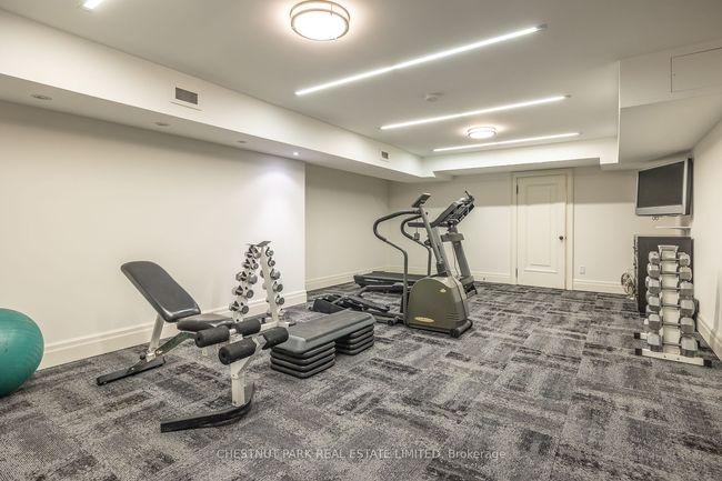 77 Chestnut Park Rd, House other with 6 bedrooms, 5 bathrooms and 2 parking in Toronto ON | Image 26