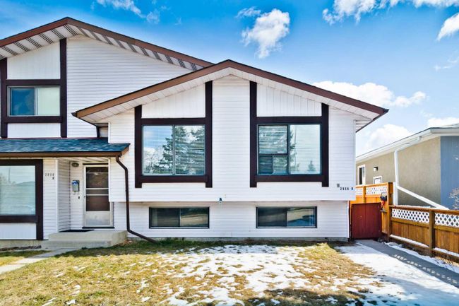 2816 38 Street Sw, Home with 7 bedrooms, 3 bathrooms and 3 parking in Calgary AB | Image 3