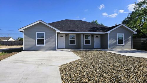 213A W Avenue C, San Angelo, TX, 76903-6814 | Card Image
