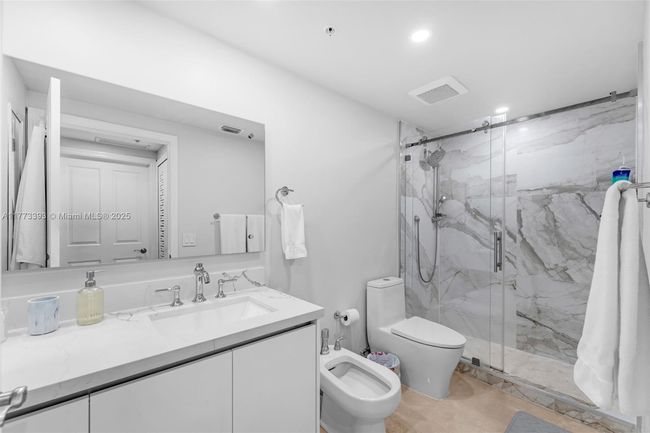 APT-804 - 2650 Sw 37 Th Ave, Condo with 1 bedrooms, 1 bathrooms and null parking in Coconut Grove FL | Image 10