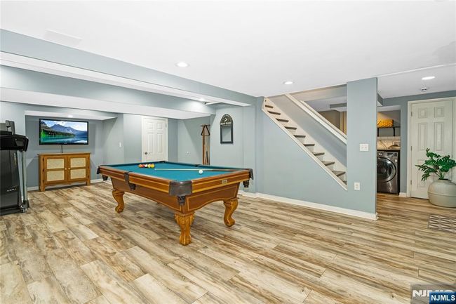 17 Windham Pl, House other with 6 bedrooms, 6 bathrooms and null parking in Glen Rock NJ | Image 36