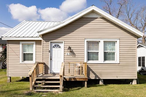 118 Fourth St, Houma, LA, 70364-3212 | Card Image