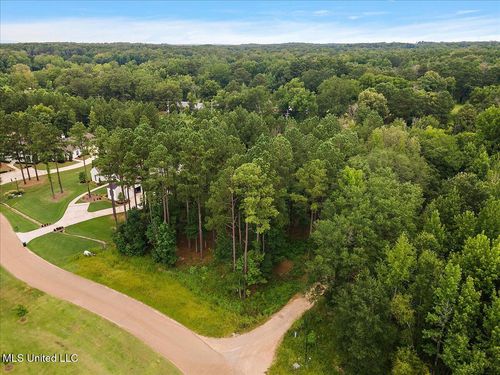 112 Hidden Glades, Ridgeland, MS, 39157-7004 | Card Image