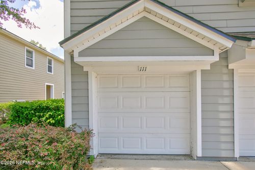 111-7060 Deer Lodge Cir, Jacksonville, FL, 32256-8566 | Card Image