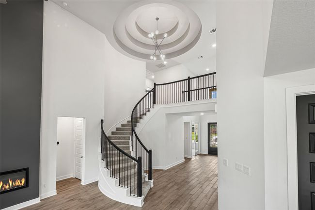 A home that leaves a long lasting impression. | Image 9