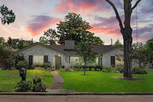 2614 Southwick St, Houston, TX, 77080-3806 | Card Image